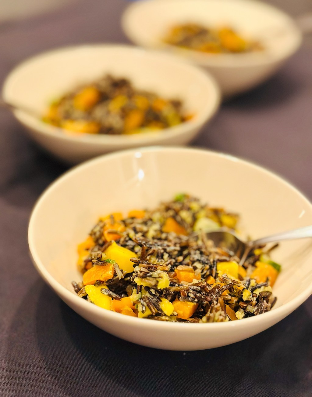Salade de riz sauvage à la mangue