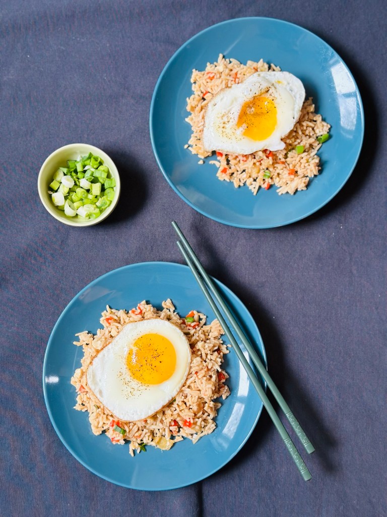 Riz frit à l'ananas